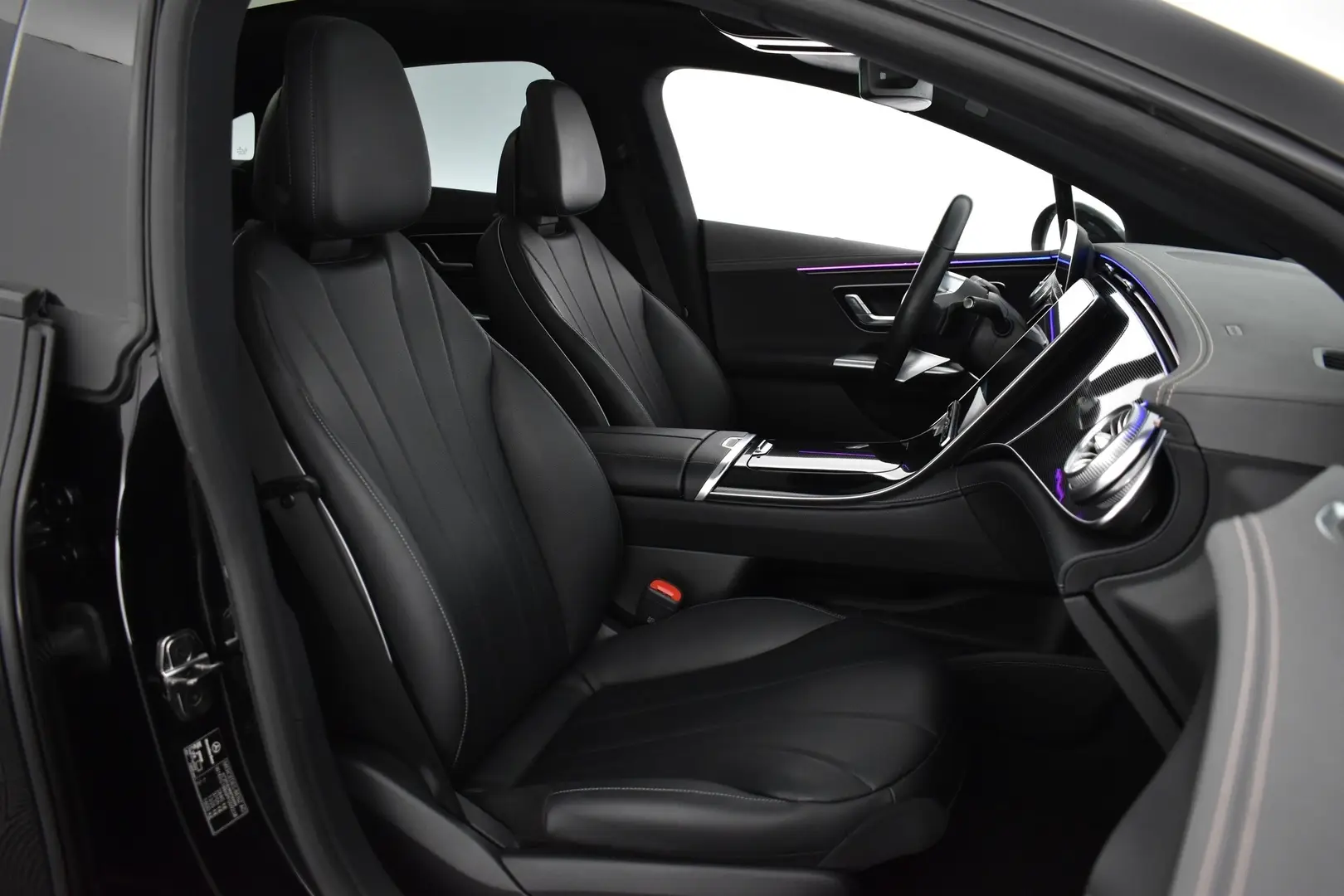 Car Image - DWzuOdhHX84dKYkYqVxia