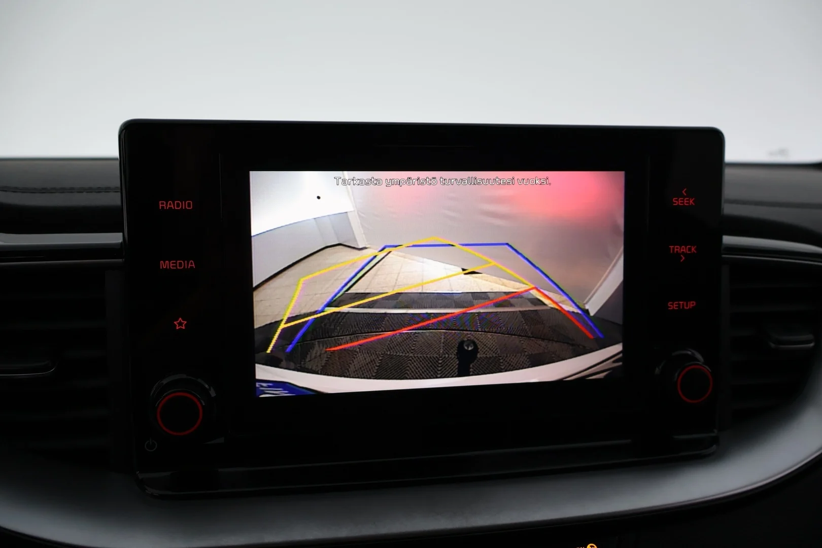 Car Image - 25s0Dg5WlzFAN72DZ9q37F