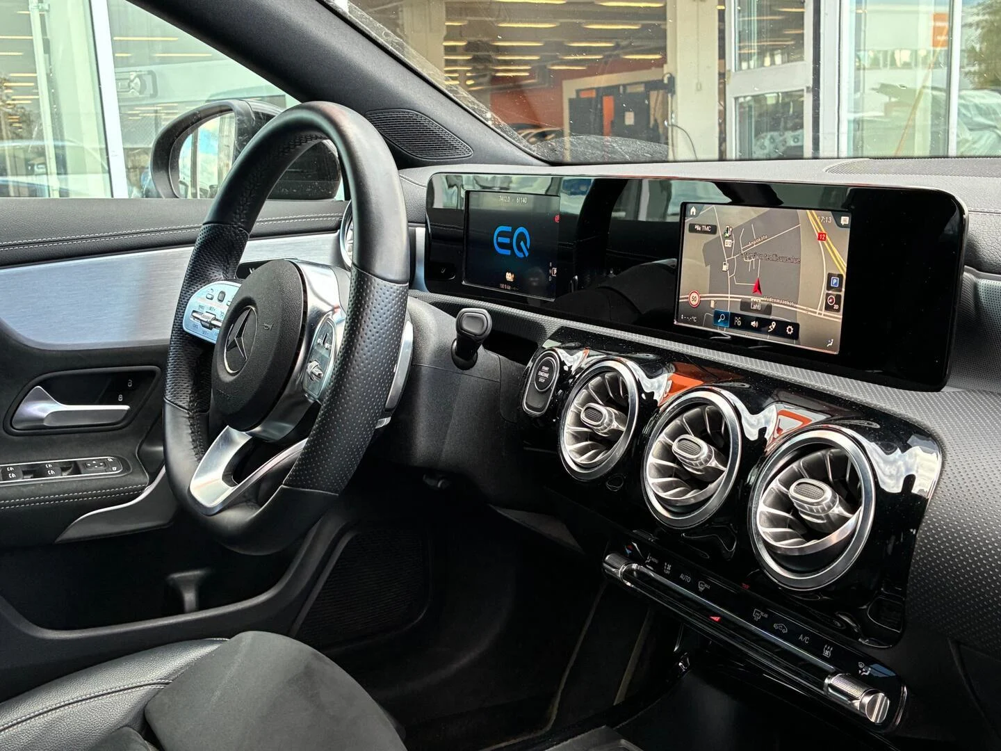 Car Image - 7vDdaeBgGQNoU0sIeI7sam