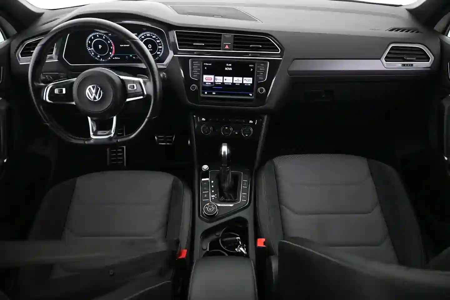 Car Image - 5jyEKBH7xgpFWLPsHaF7QC