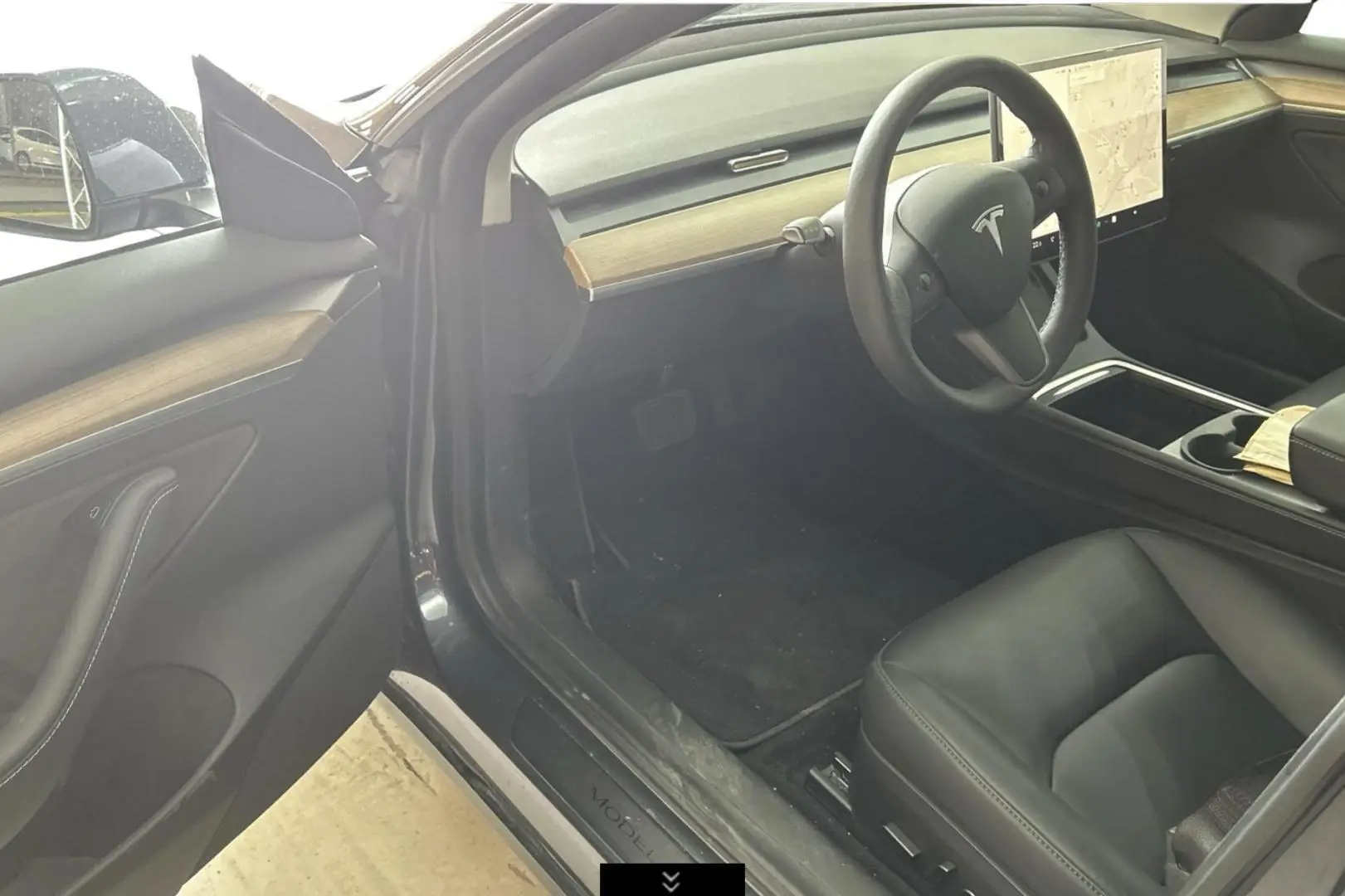 Car Image - 1wbLB1pNCDXUfGdJWfifCt