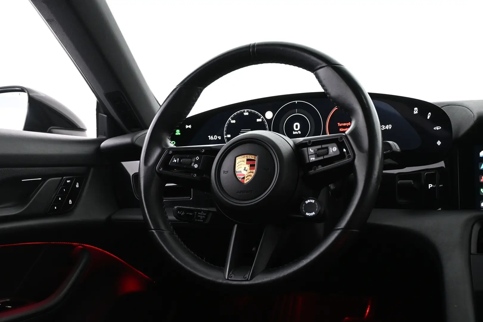 Car Image - 7E8xzHKbJWzuPzlSNqn8ad