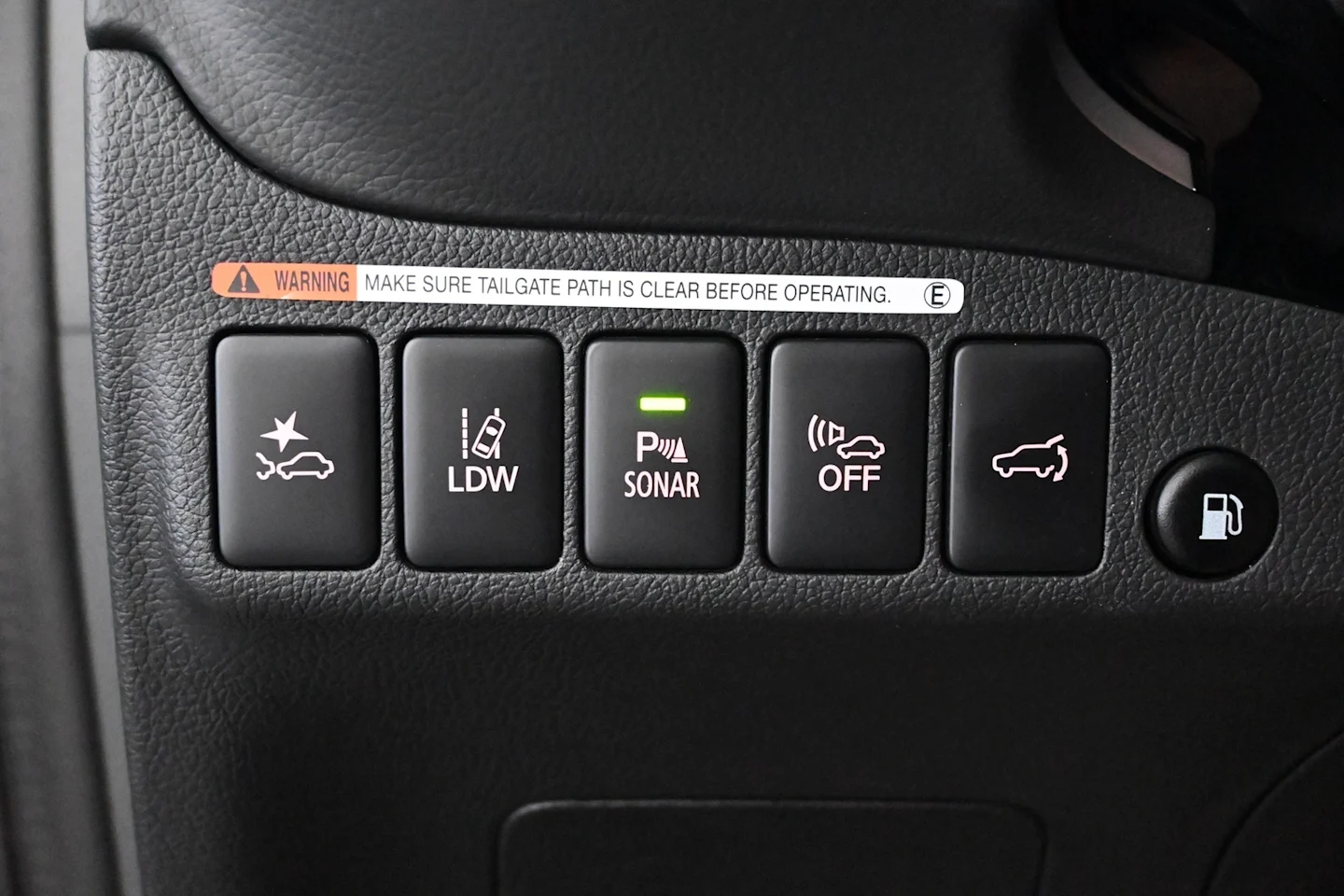 Car Image - 6zxfwu1PeY3rTQr2nNumWx