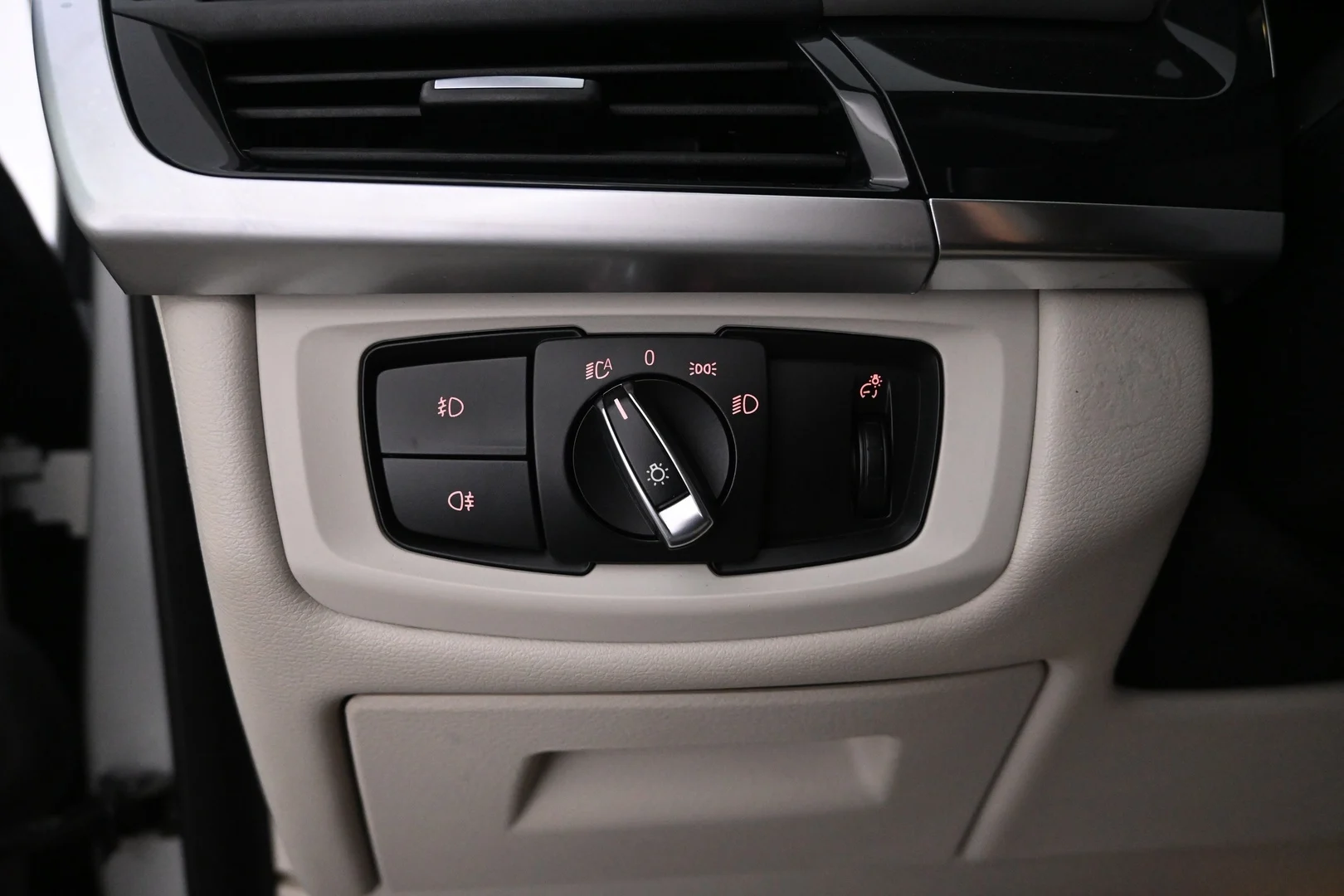 Car Image - 4cuB1QG3fuAqQtSdodooB0