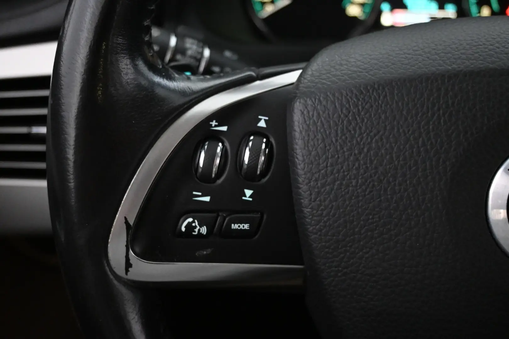 Car Image - 5QurBoK3CqHOxKPo1MzMop