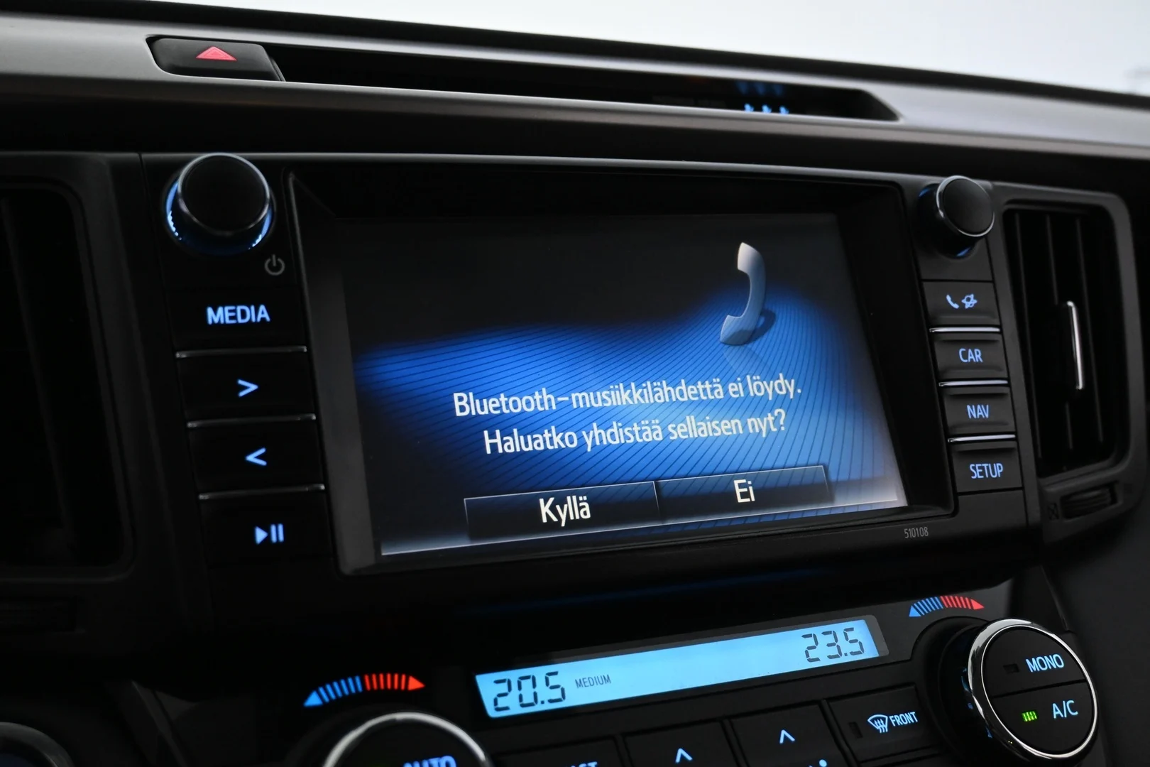 Car Image - RyOYXlLZwPC0aTGEDP7xU