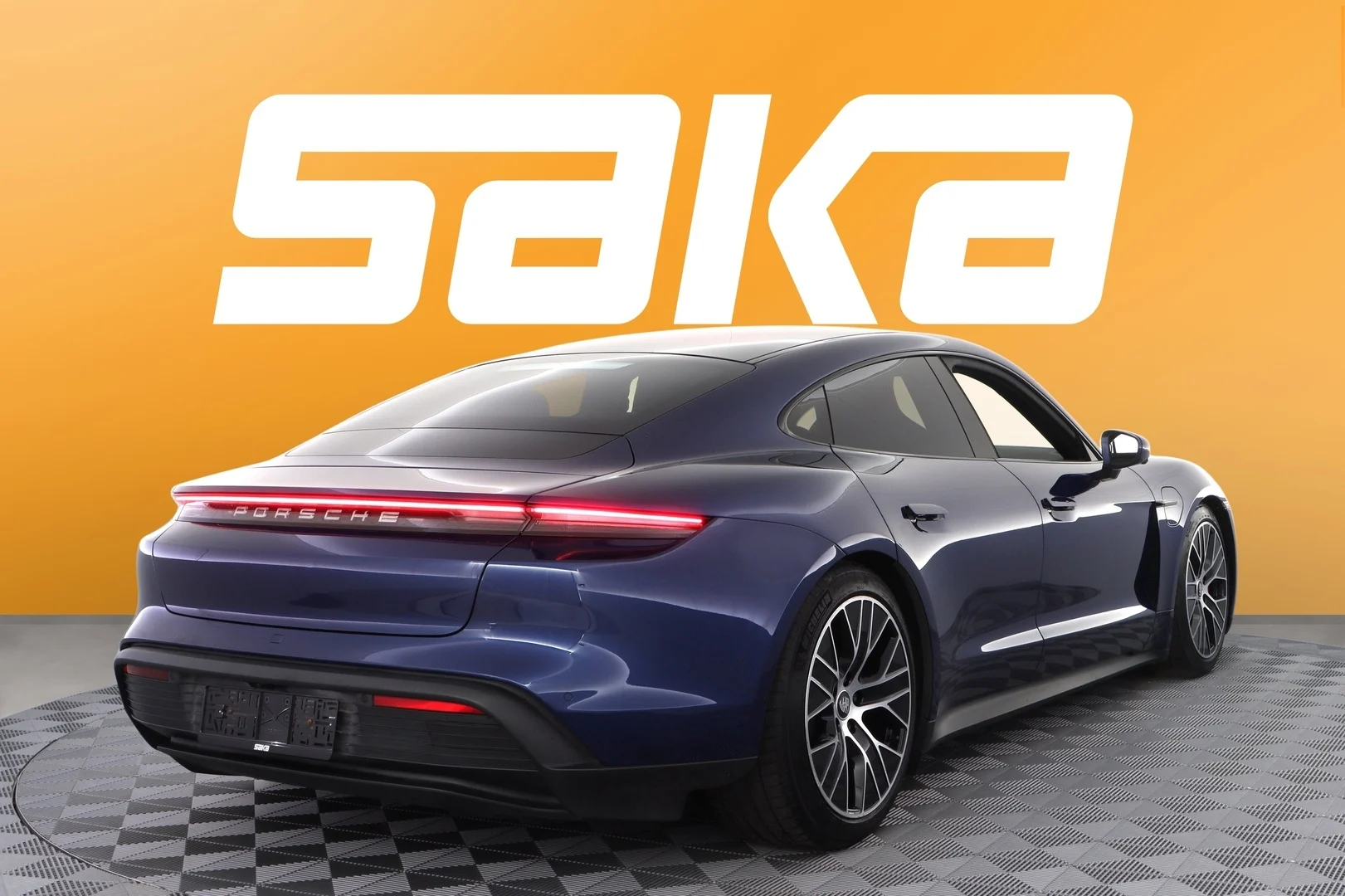 Car Image - 3lQr6uG5JwcCvFZ7Uwqp27