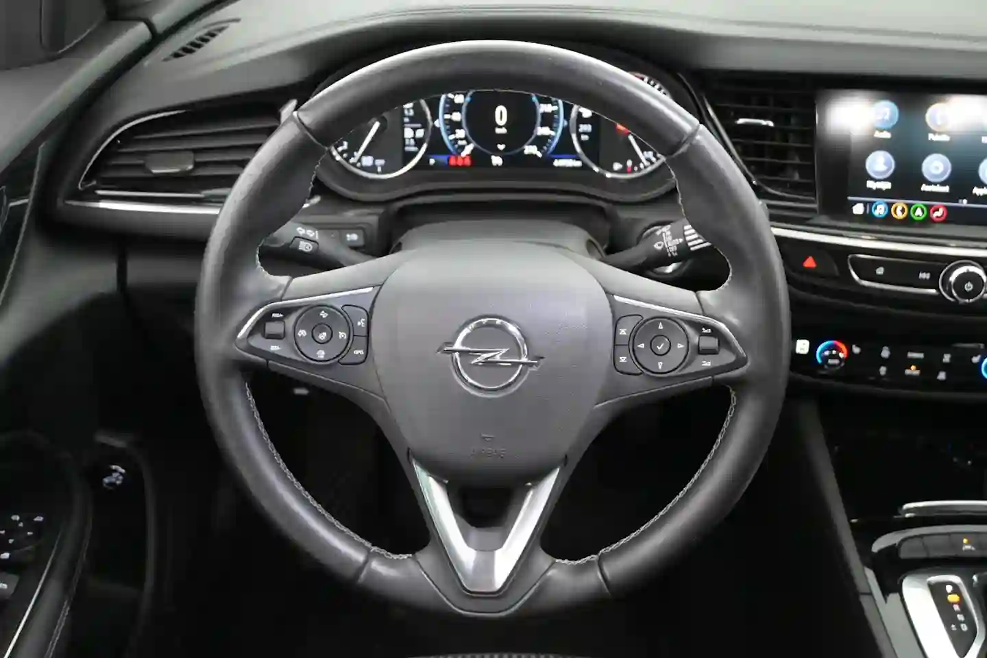 Car Image - 307thW2deAAYzTdgr2ENDo