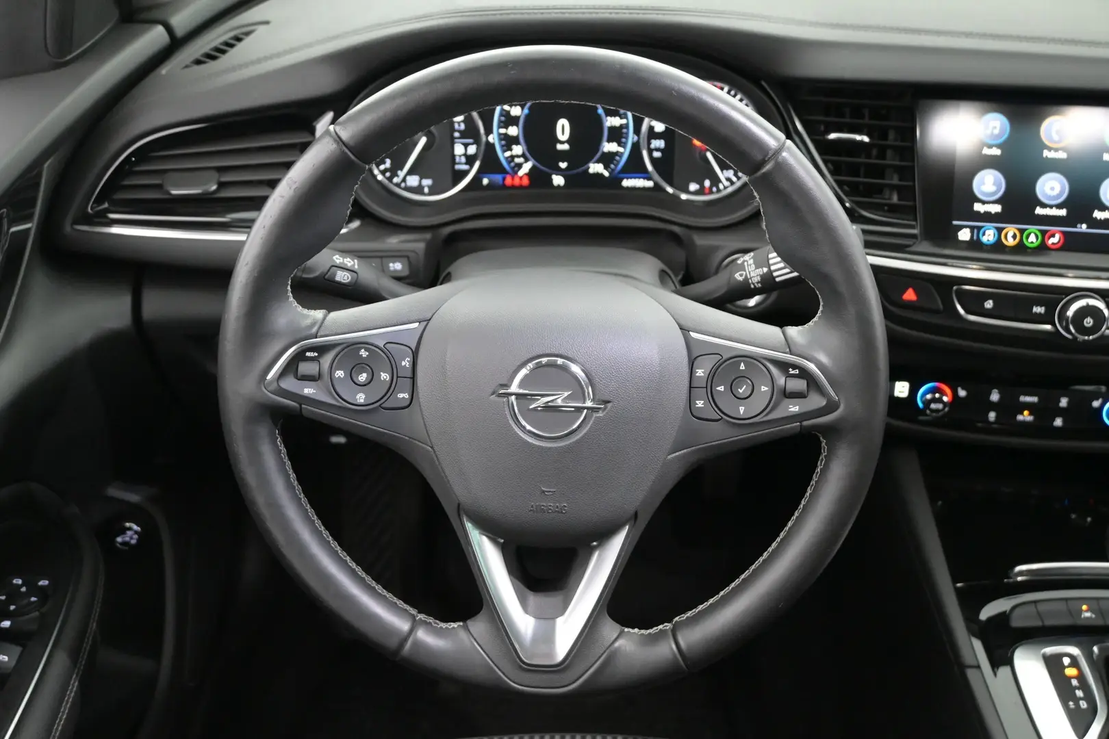 Car Image - 307thW2deAAYzTdgr2ENDo