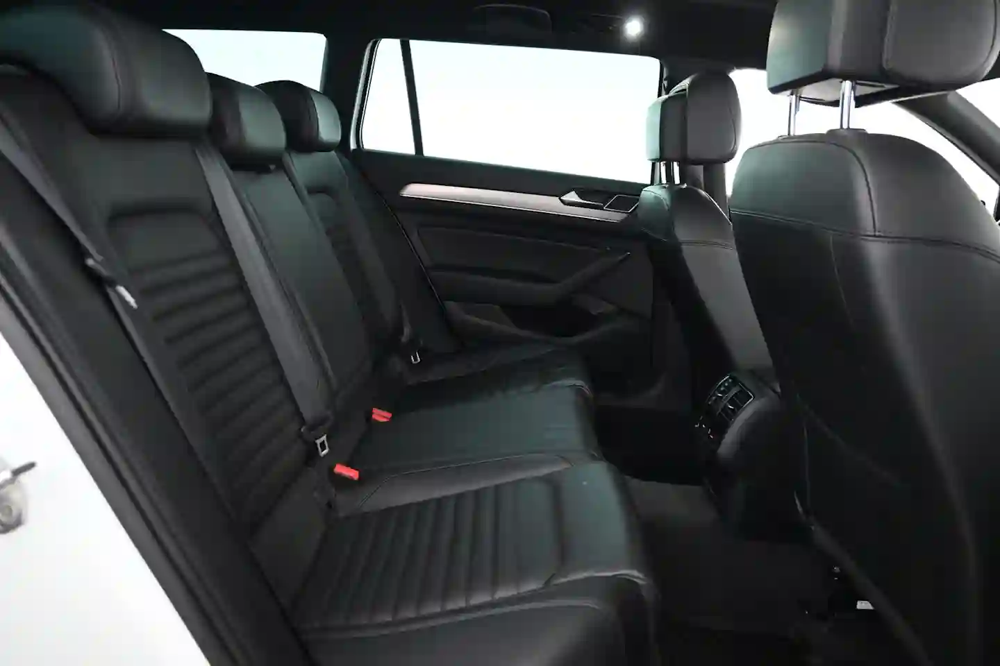 Car Image - 3kyJnwUjSms1cL8Dbucccn