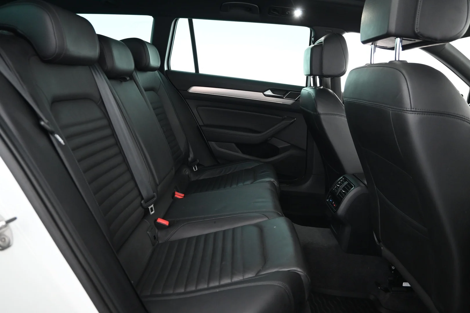 Car Image - 3kyJnwUjSms1cL8Dbucccn
