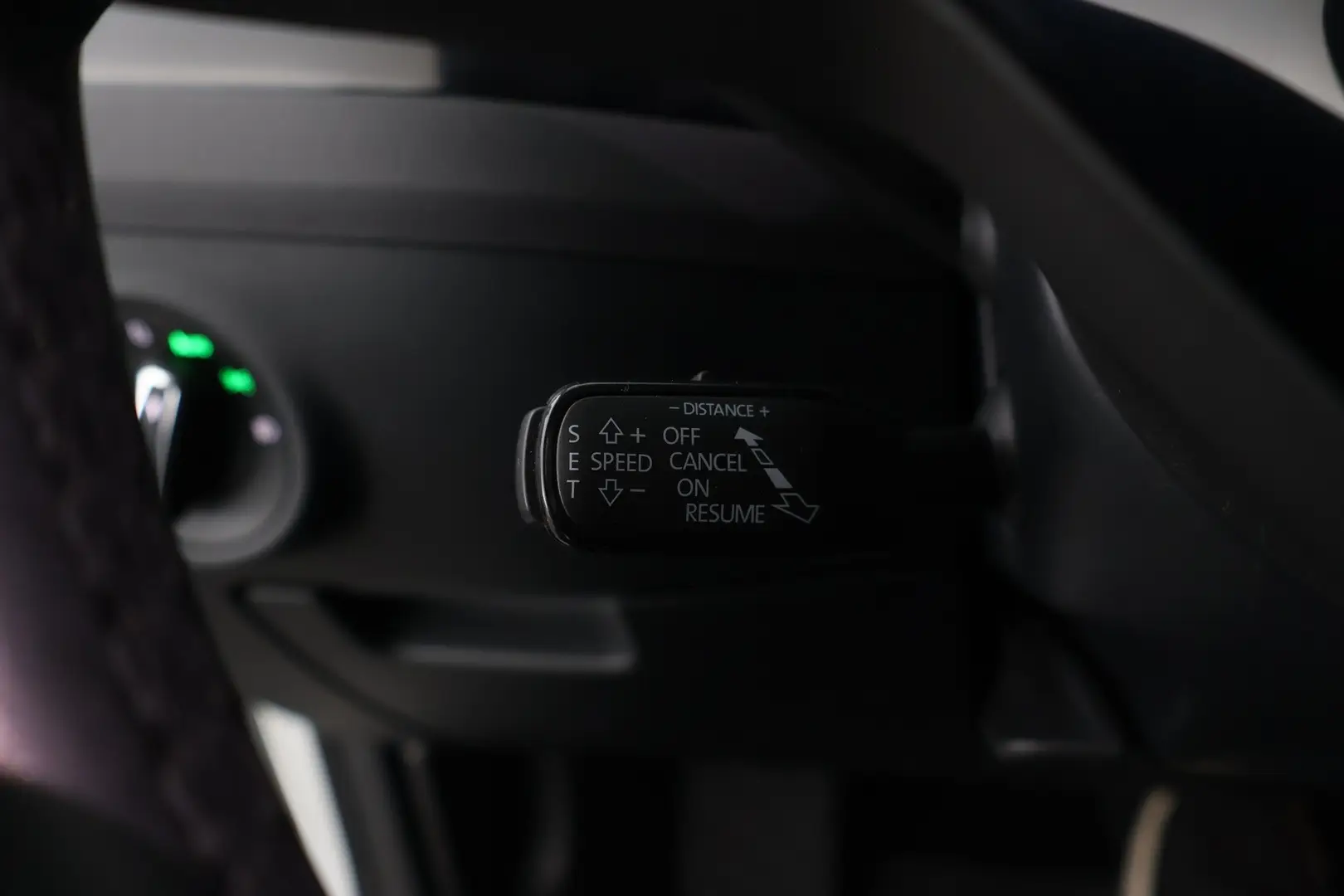 Car Image - 3Xb1gfBH5OfUhDmUNXWZVn