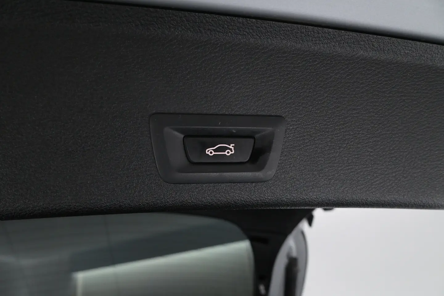 Car Image - jaq1CROSTet8S5oX10YG0