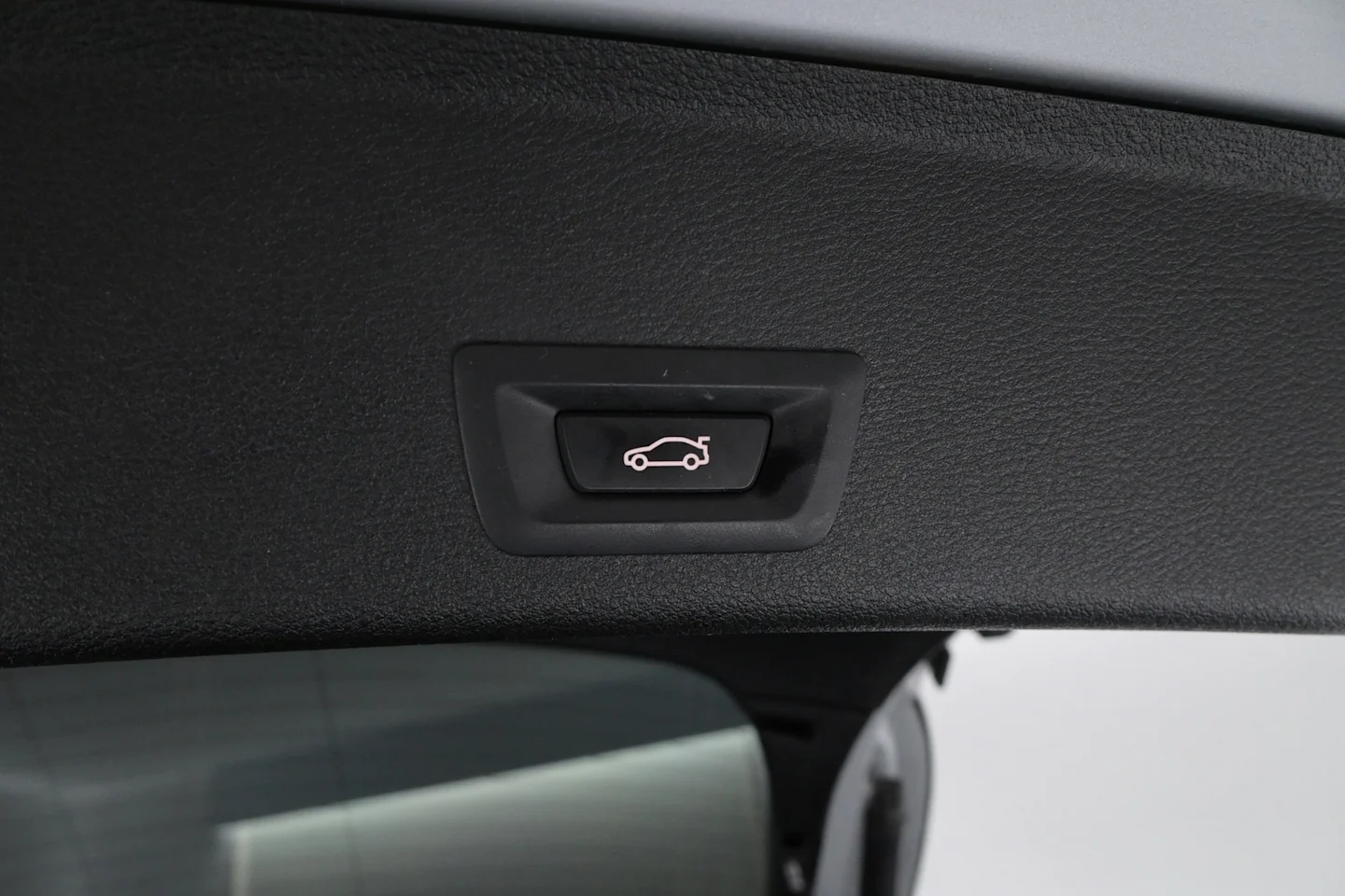 Car Image - jaq1CROSTet8S5oX10YG0