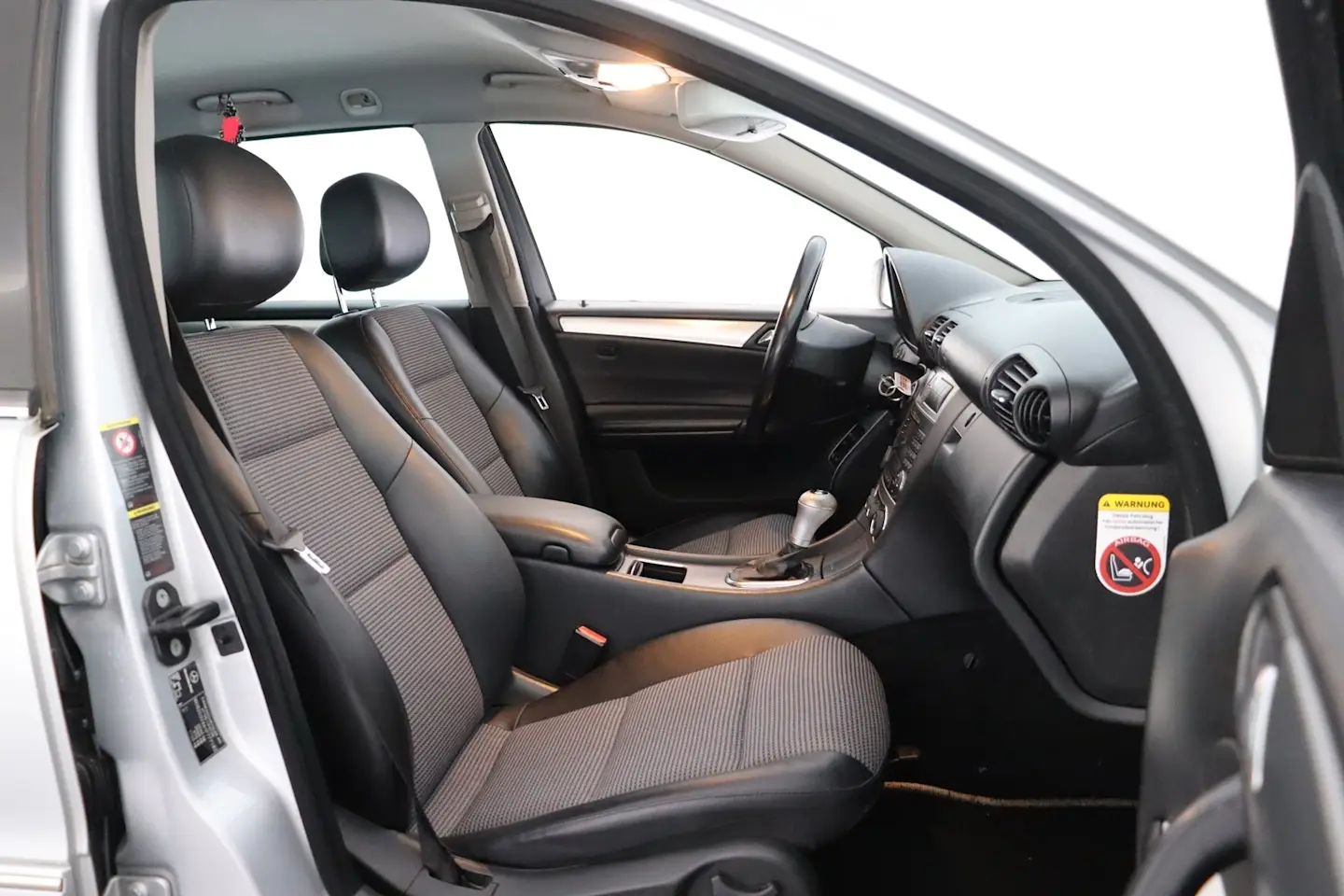 Car Image - 4aWgwJDuV5QPIK5mRLMis1