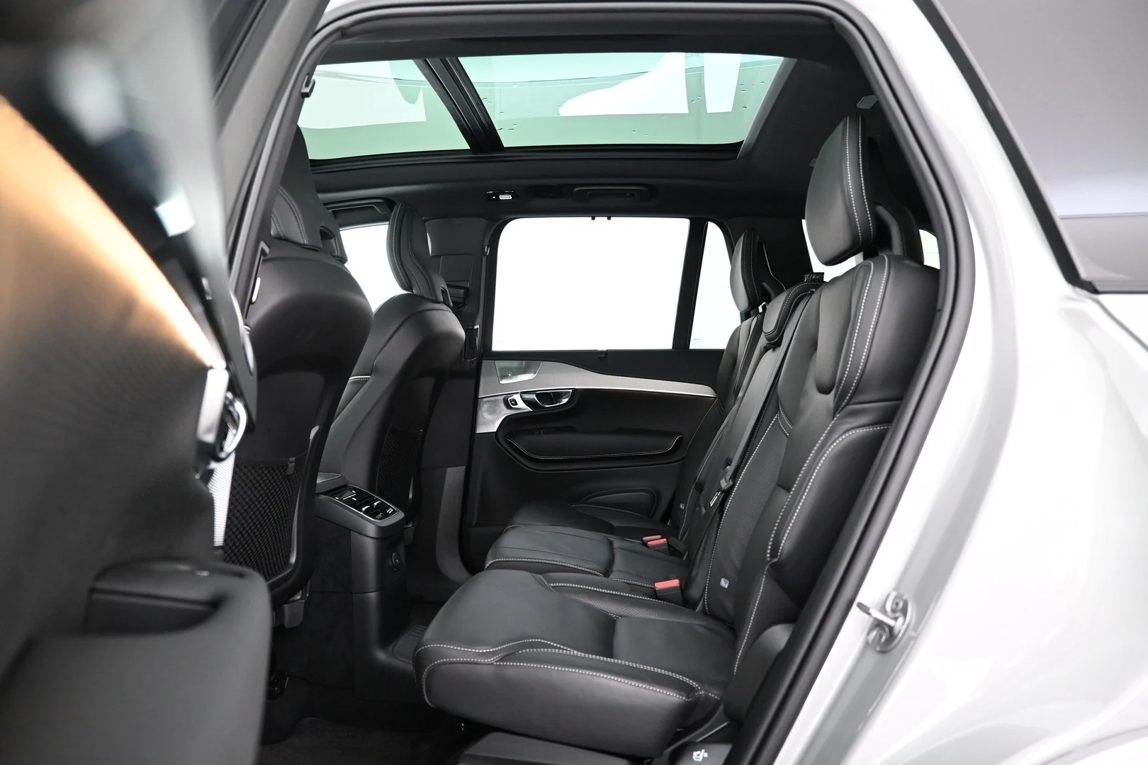 Car Image - 5MEOiK80Yao1MWfNh9WWi6