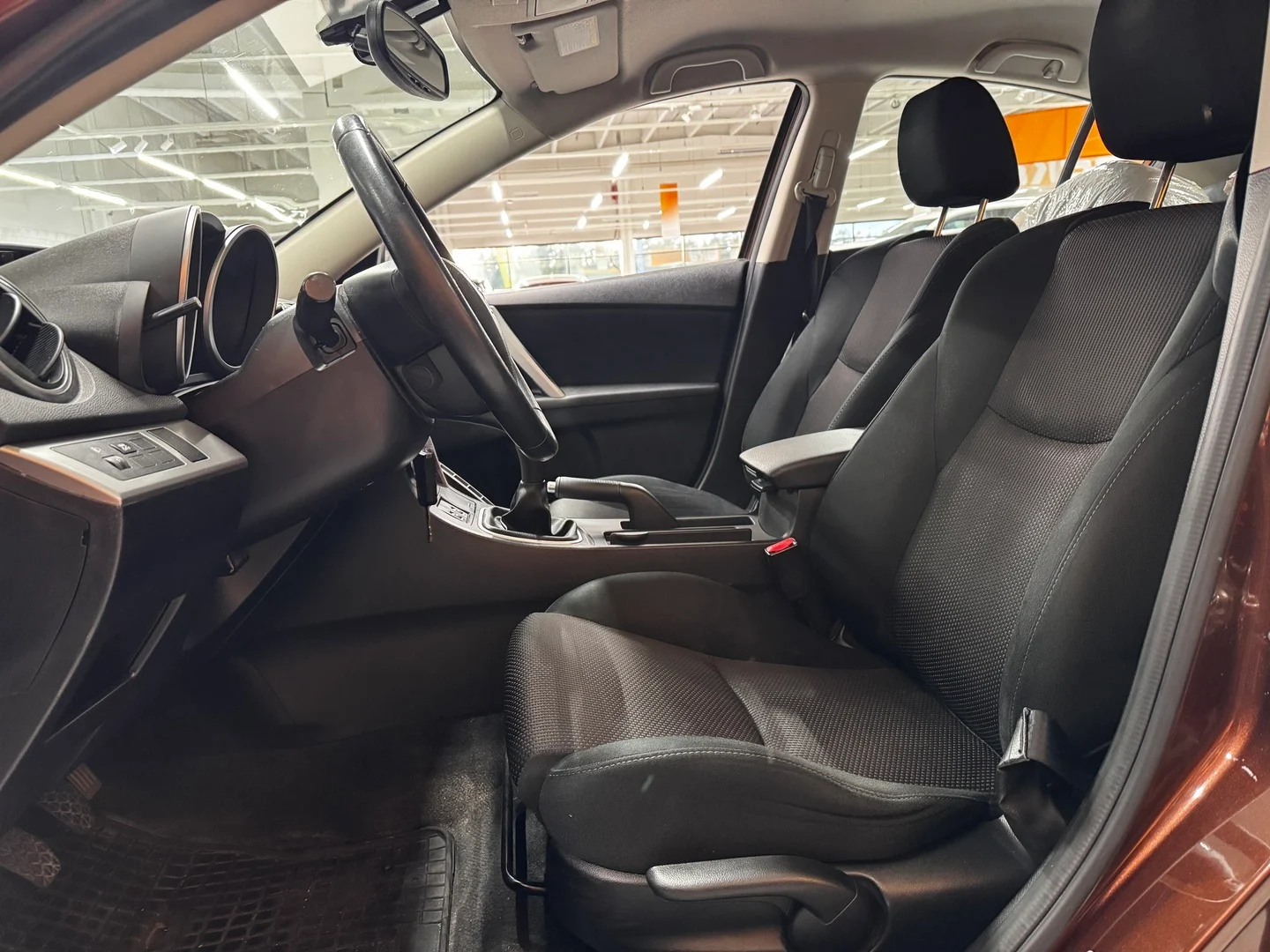 Car Image - 2V0ALGLvttYw5Qhcaq4eOK