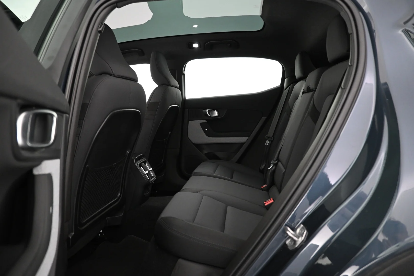 Car Image - 6DP1MMb8FqAwILe9e3Usd8