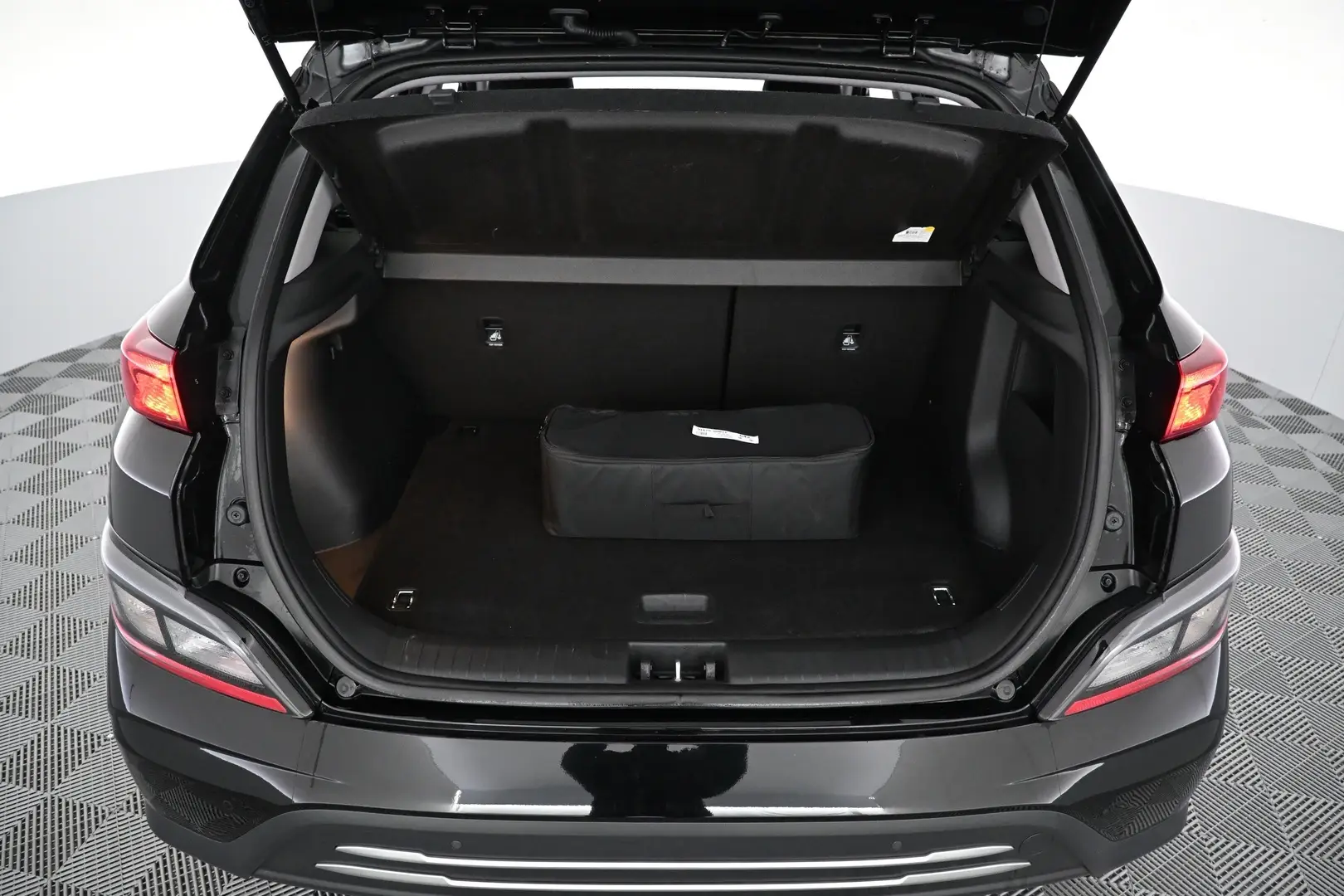 Car Image - 78Gmp8ErdGXoqWwXqv6Zle