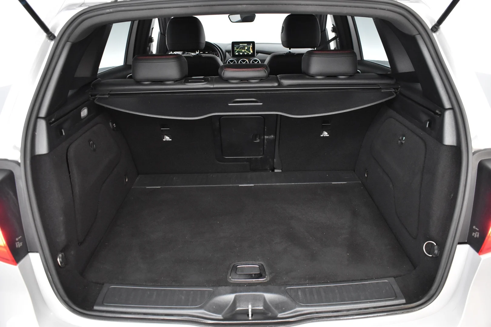 Car Image - 1RNuLlkskVLM3d1yKPpmMq