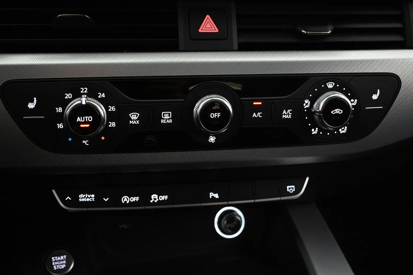 Car Image - 5aKYFOSlg4EV3cPu6GeEcl