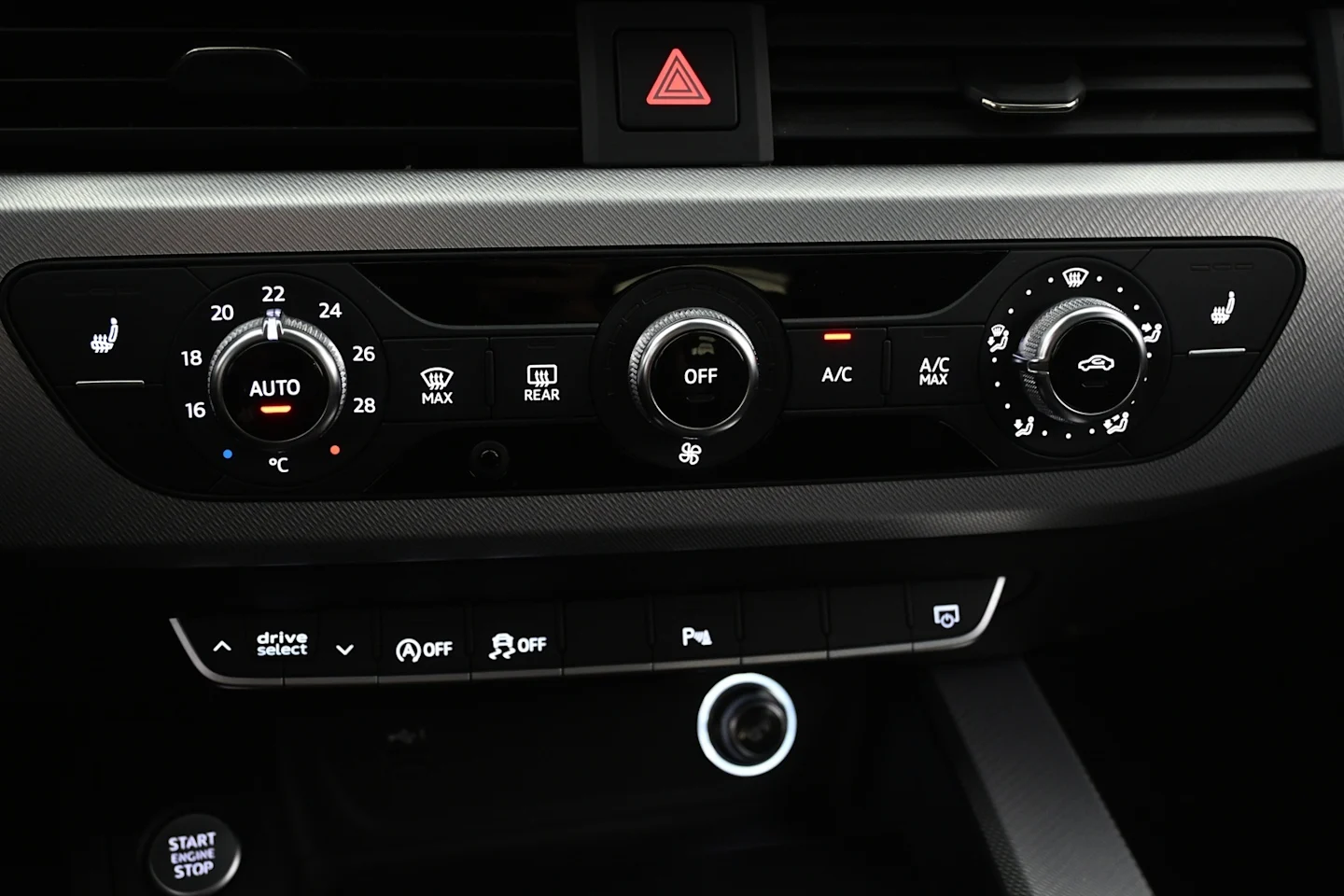 Car Image - 5aKYFOSlg4EV3cPu6GeEcl