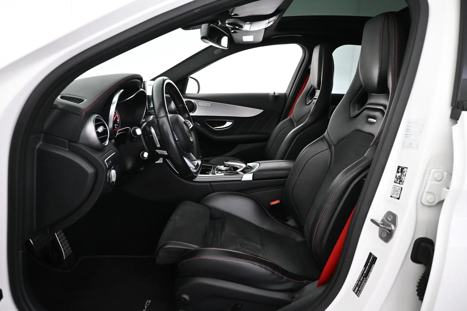 Car Image - 4MAK0eBjCSPmi7L7eEWI93