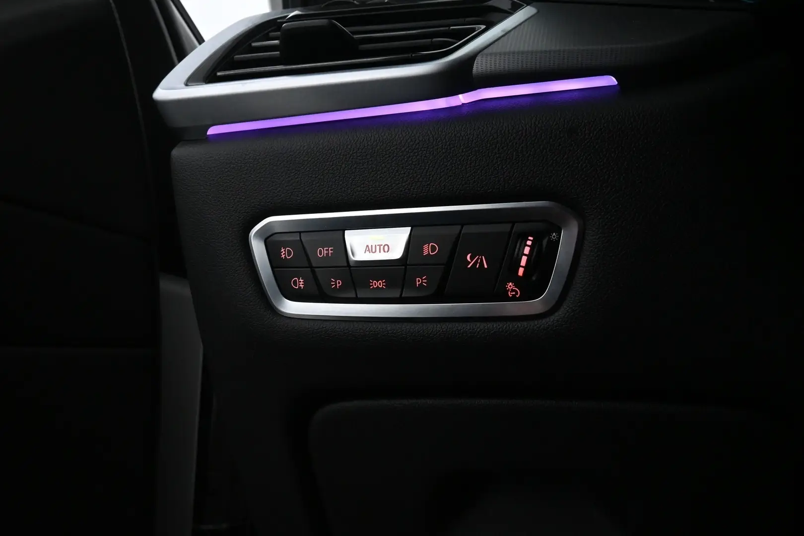 Car Image - Sv62XHijIJm7wCdT6iU6F