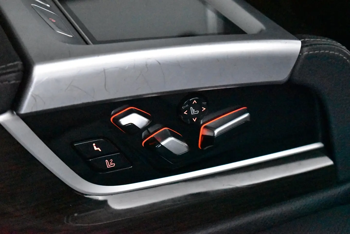Car Image - 285O0COuXGPKRl0BpYxDOH