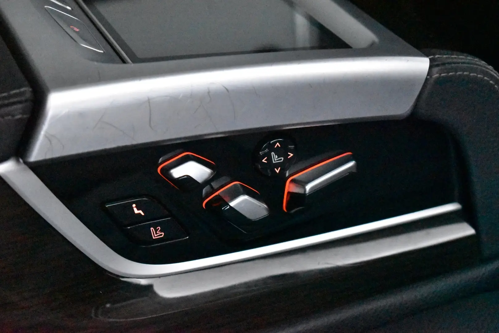 Car Image - 285O0COuXGPKRl0BpYxDOH