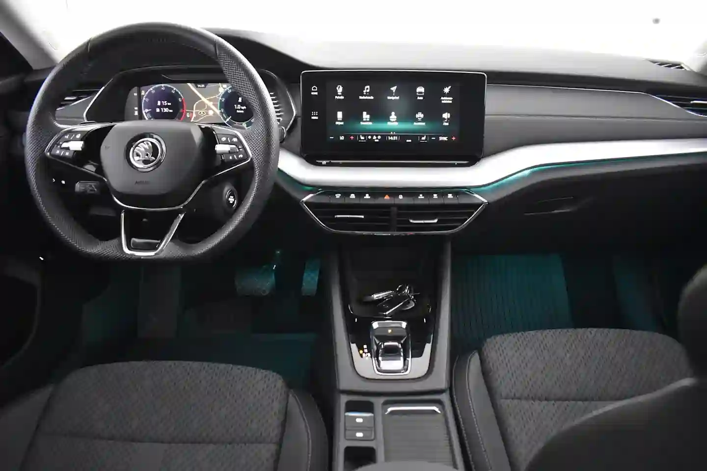 Car Image - 4Sikv2miem6Oo8Luqw4hWn