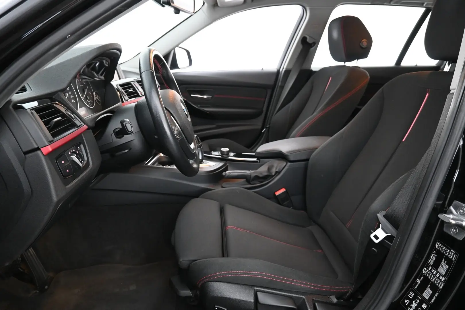 Car Image - 1el6iut8baHIyzkErViq70