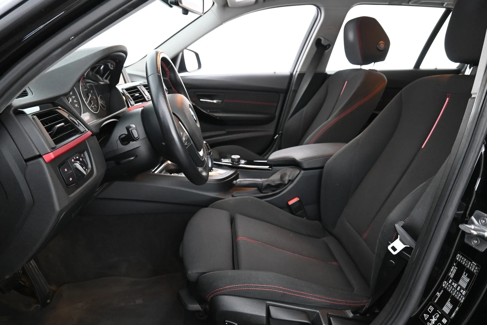Car Image - 1el6iut8baHIyzkErViq70