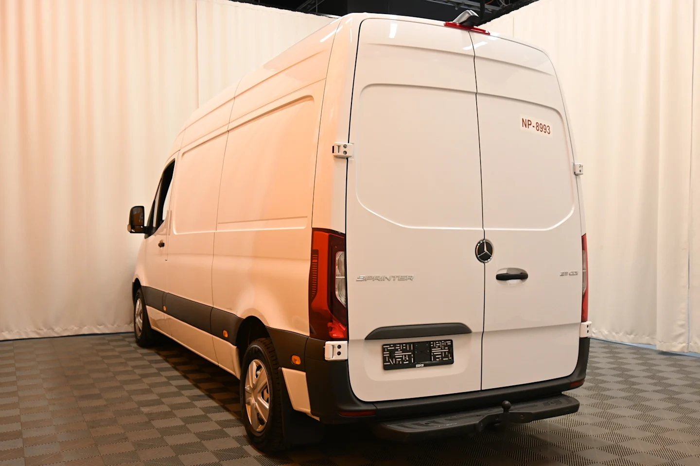 Car Image - 619X77E2DHYuaZOPwOVcUc
