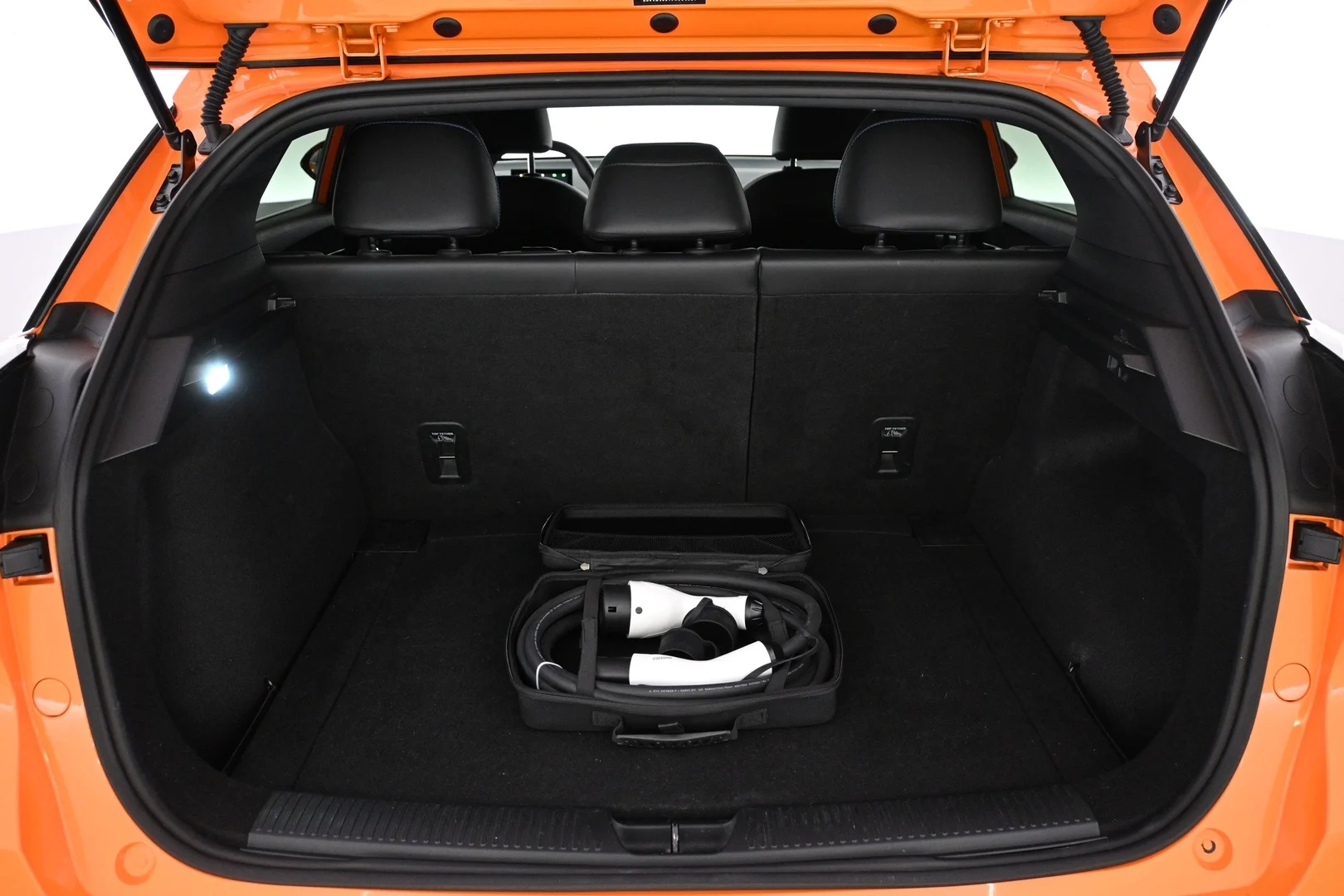 Car Image - 6k5nKD5e5Iky0f8x177Irz