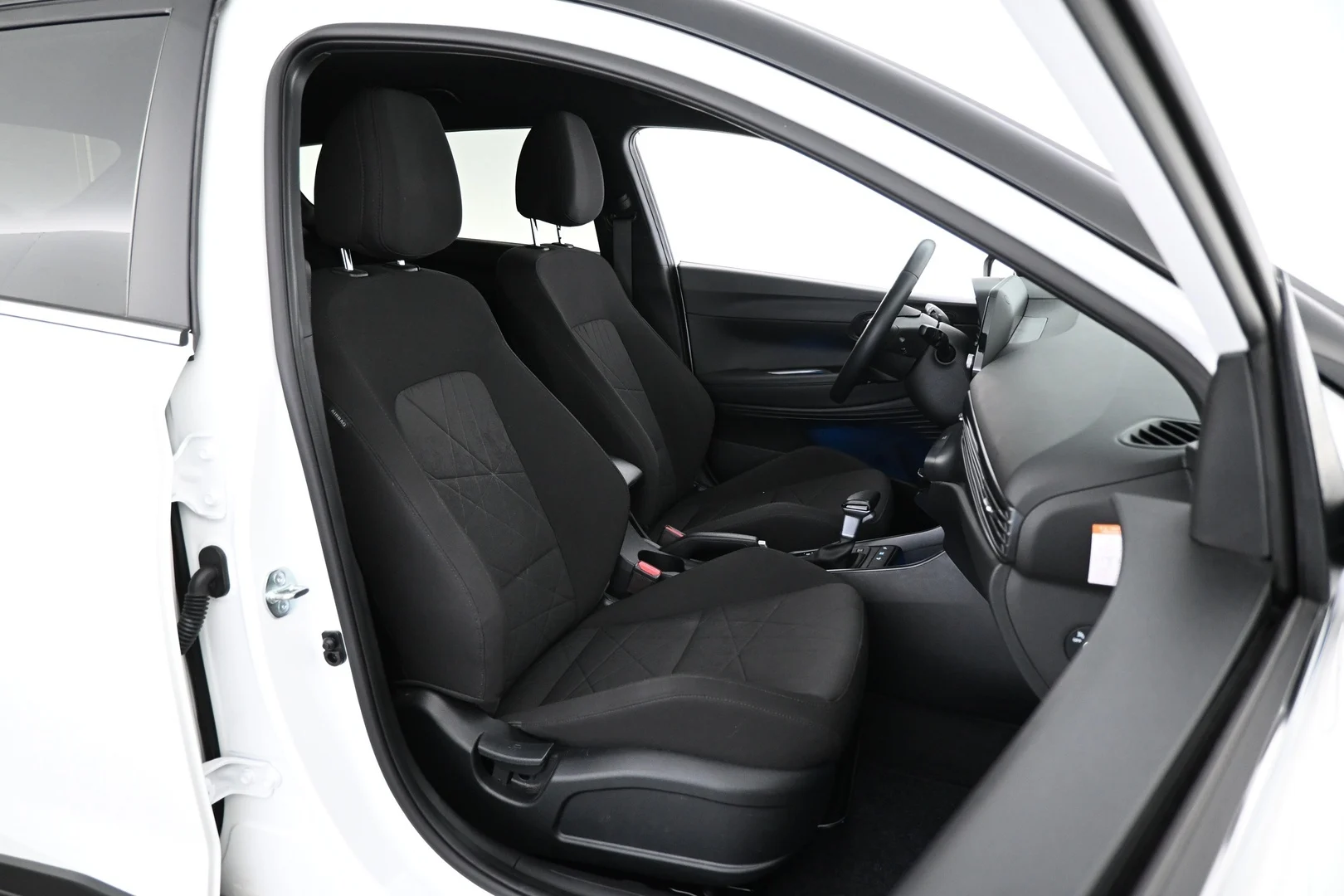 Car Image - 4FPxZ0NFoY9AsAmbqPuxpC