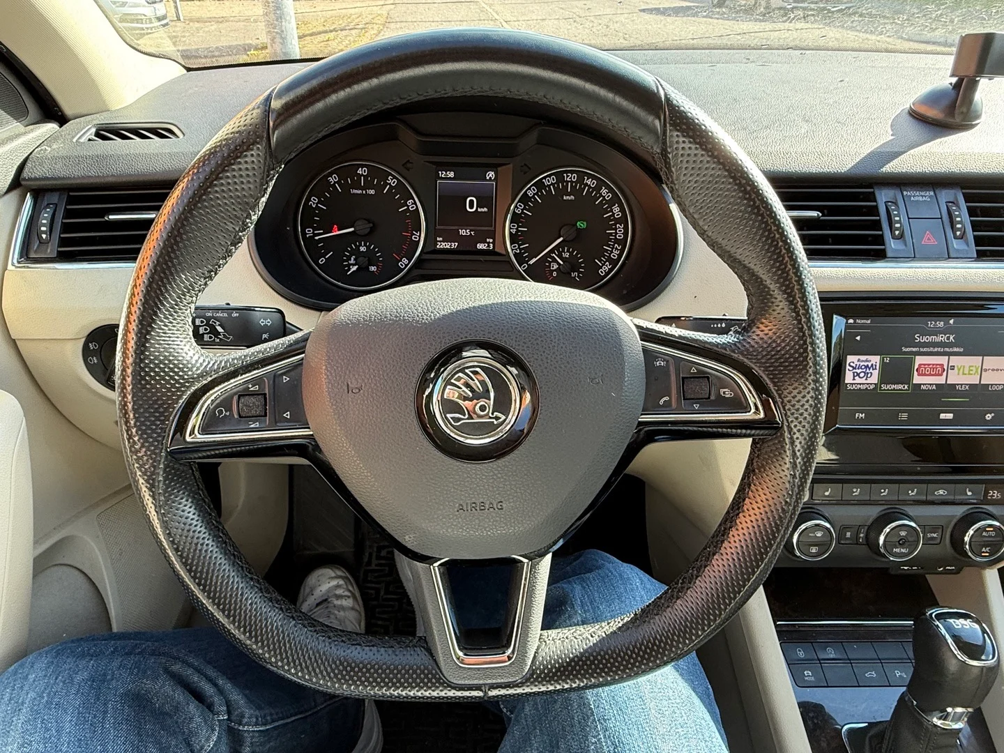 Car Image - 3AqoodXF3xDhZgDBRIMw0X
