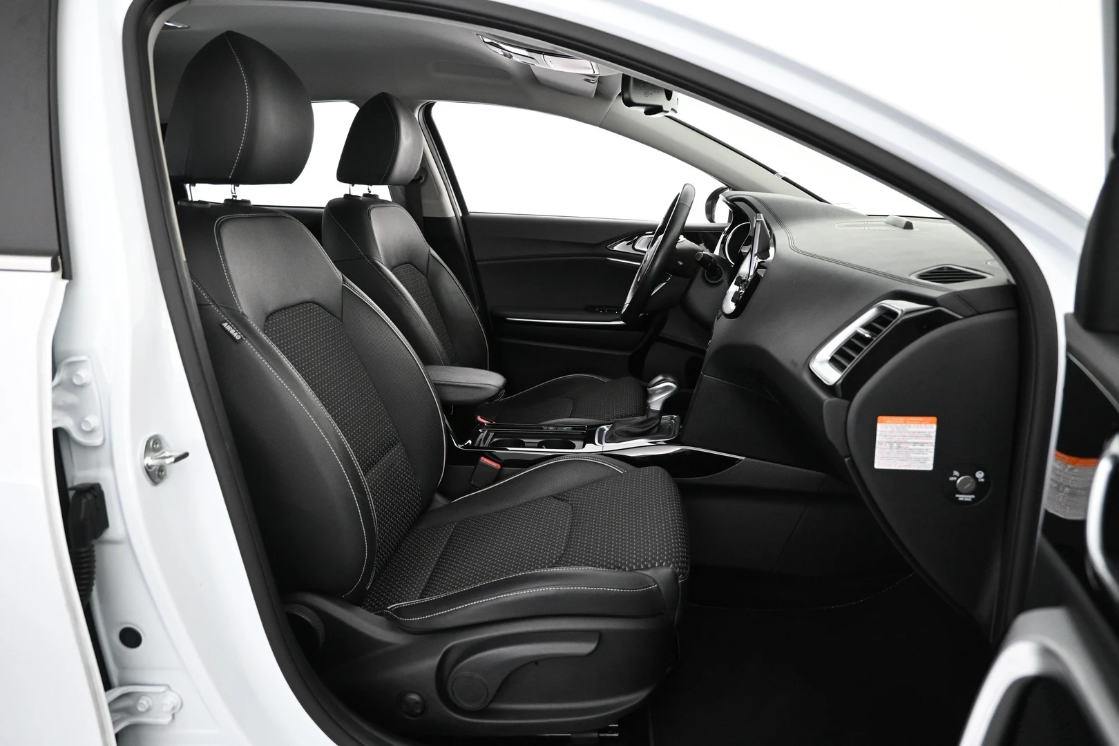 Car Image - 676MWXkaZsvQ5gc67kn1b7