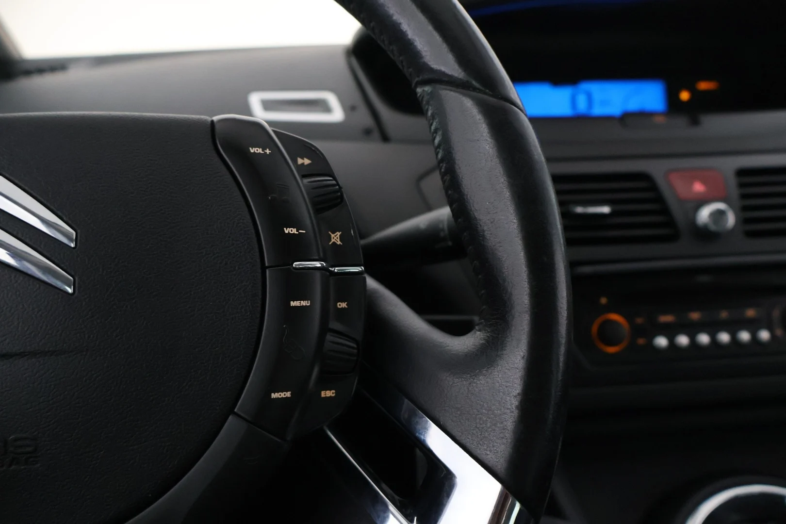 Car Image - 4BSynCsQpQM8A2OSWrBPbo