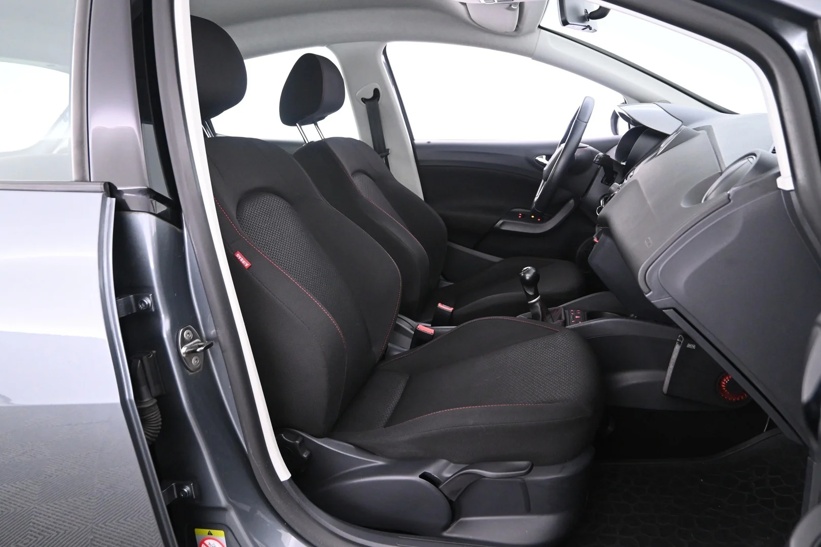 Car Image - 5dtHuUwIjnYxjoJY26c6ti