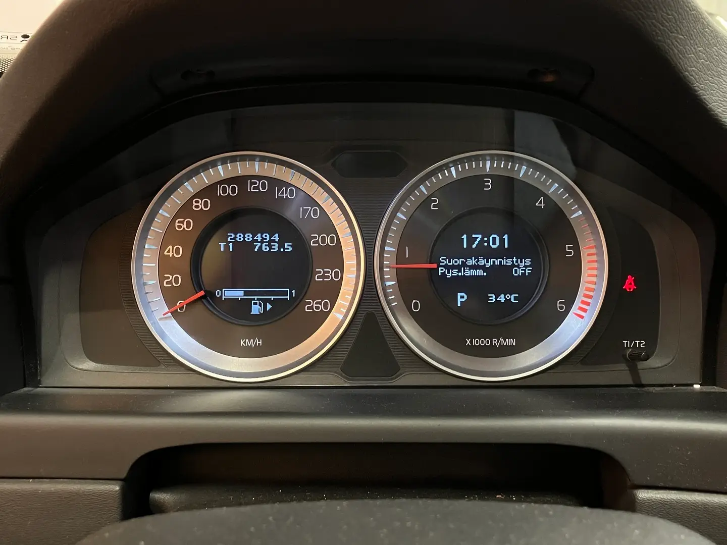 Car Image - 4ASlSoQu7SS39nRo4MtXiK