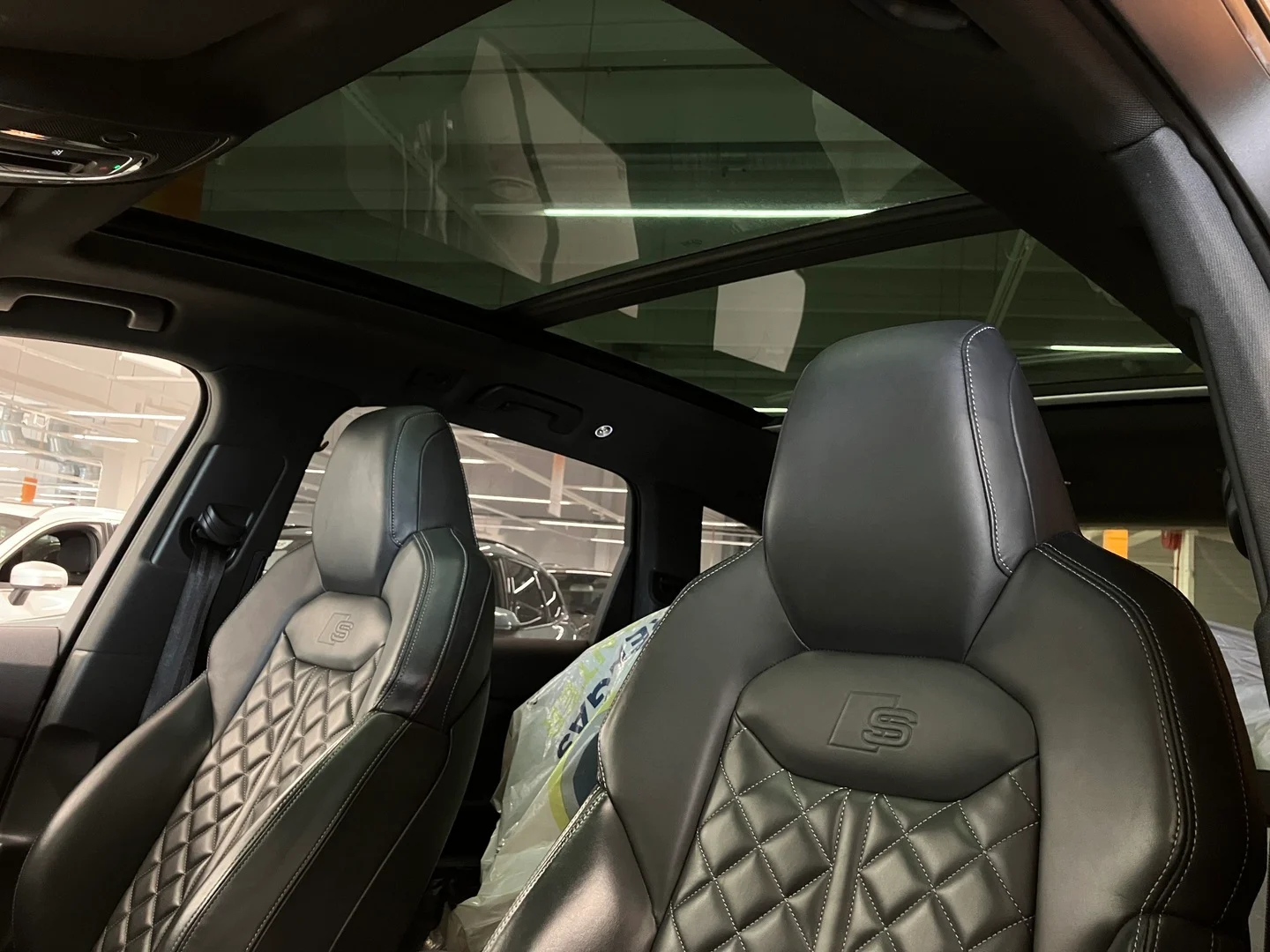 Car Image - 7Awp2MHJVqXyUB5CUx4Smc