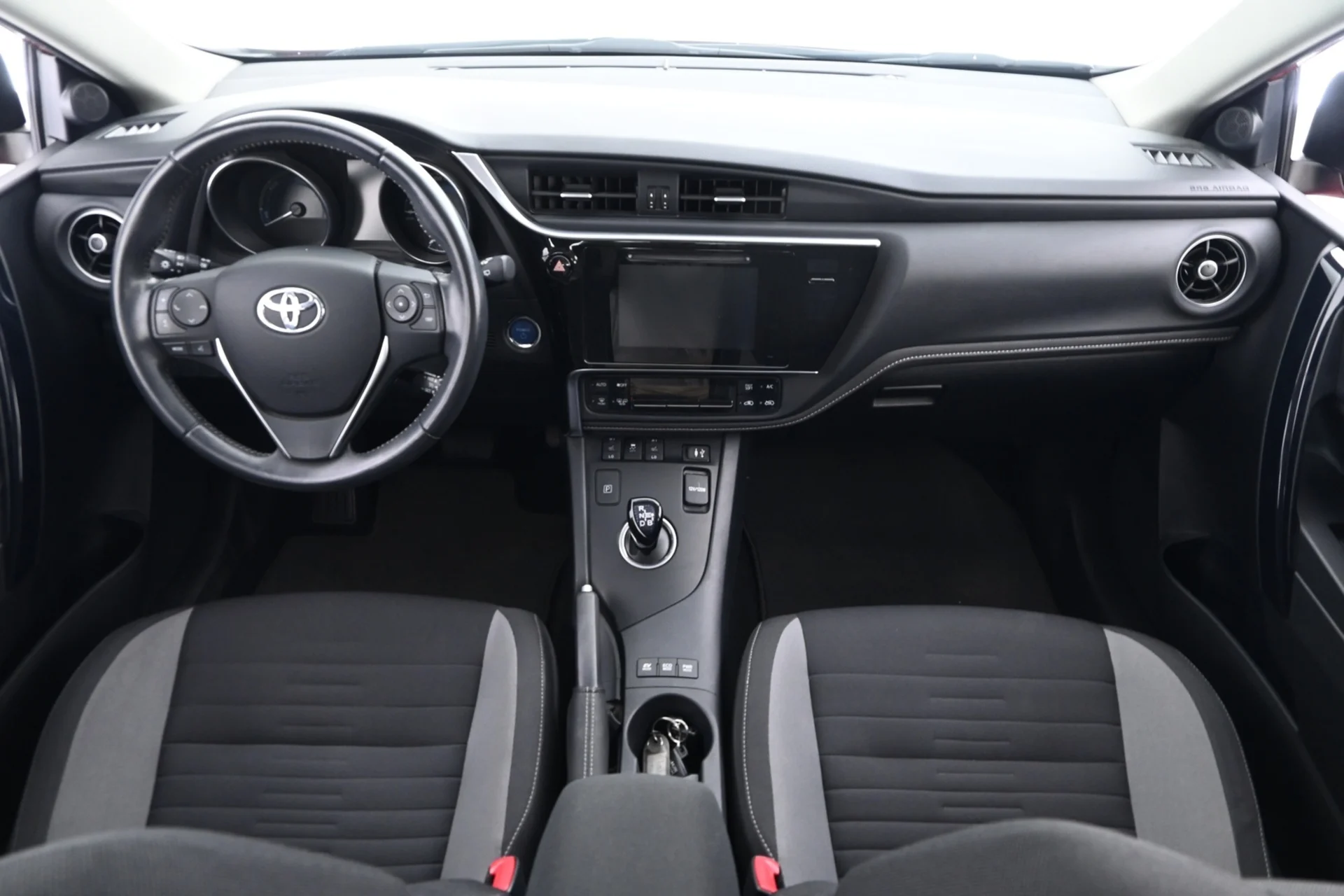 Car Image - 2HN0zktt3mX3ZyisvaiYuA
