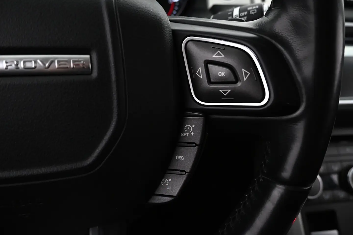 Car Image - 7I97MNOkSkvTVElPhAz6TJ