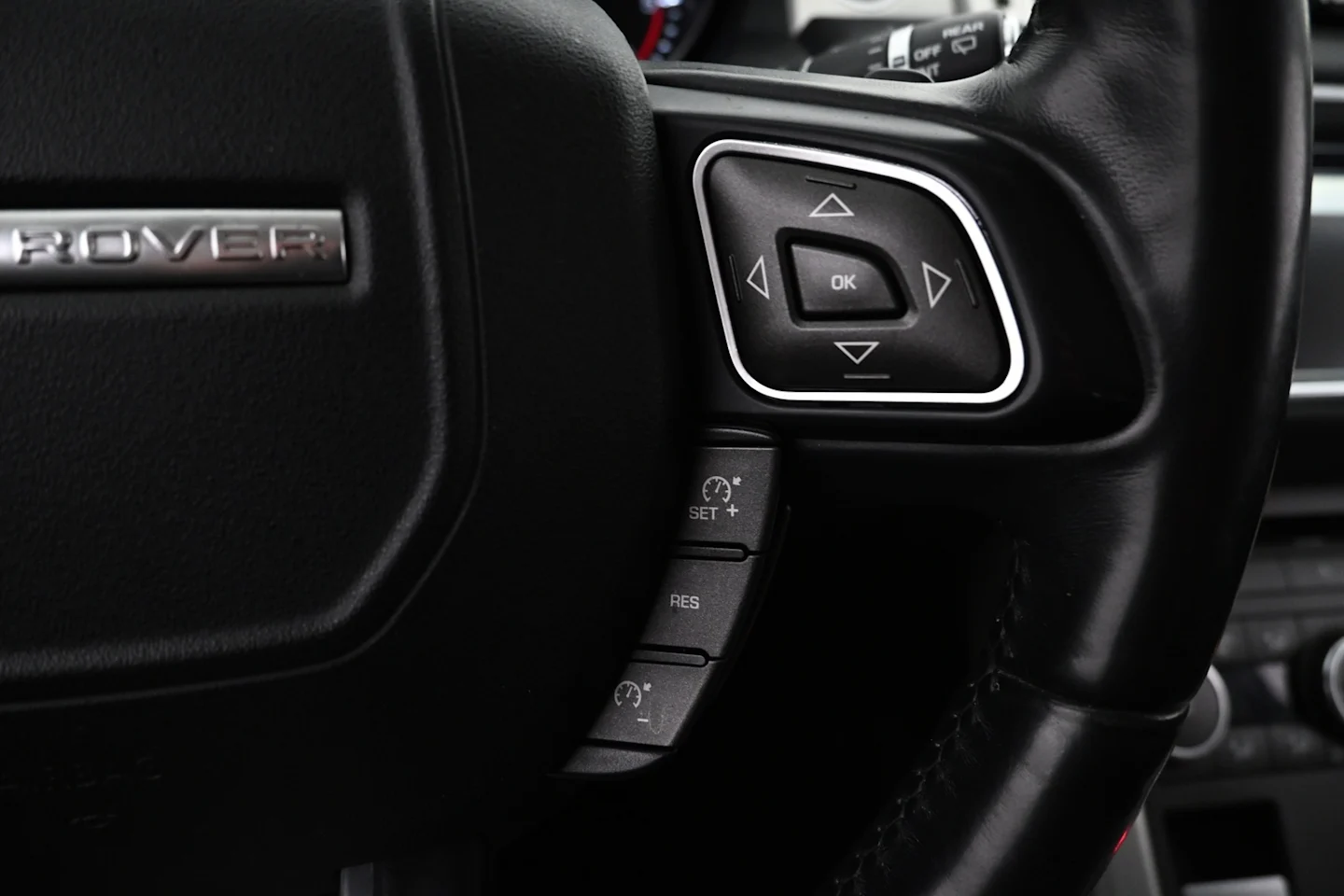 Car Image - 7I97MNOkSkvTVElPhAz6TJ
