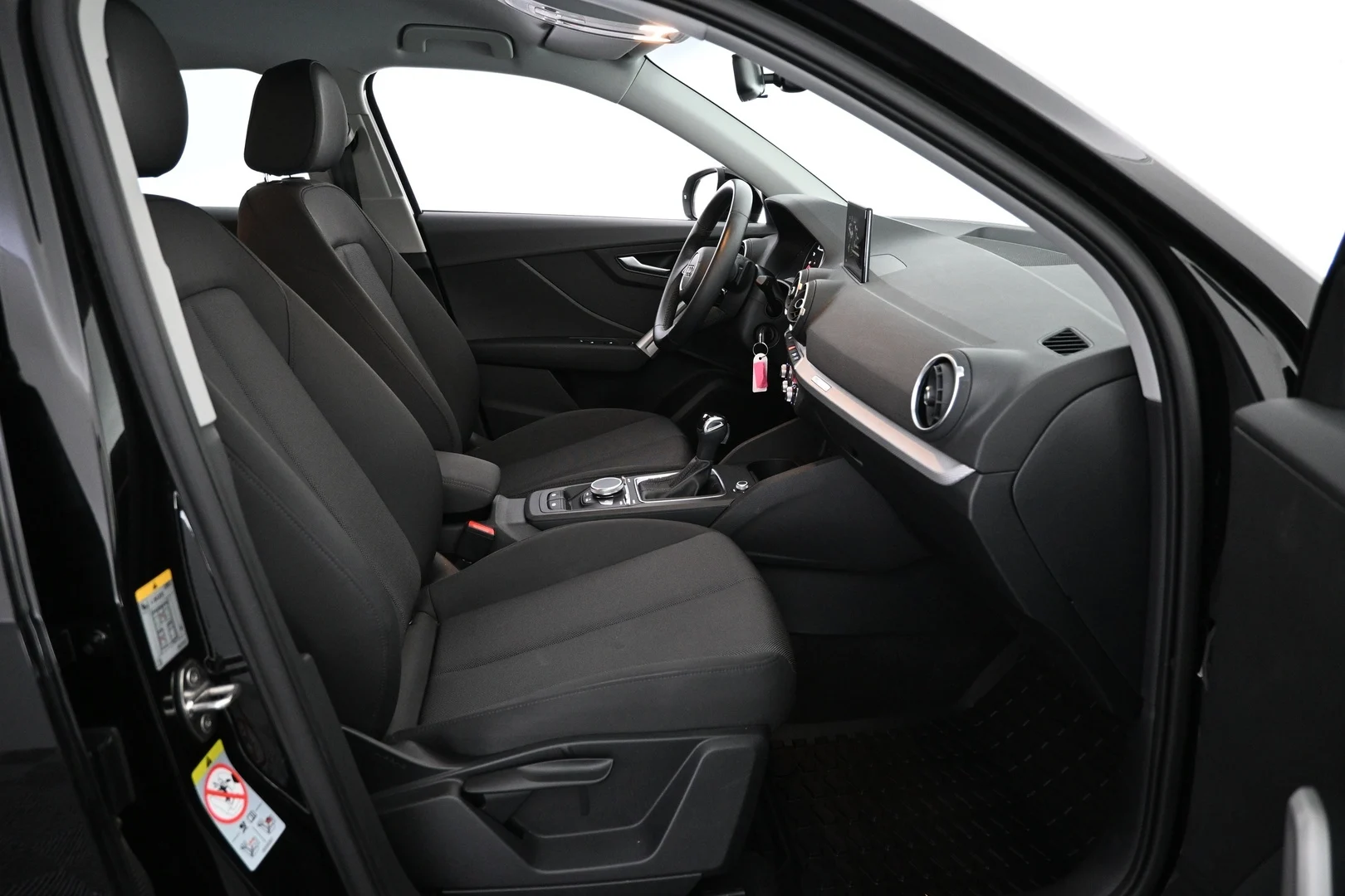 Car Image - 2g4cY4YqXgnwoXWvx8WBMH
