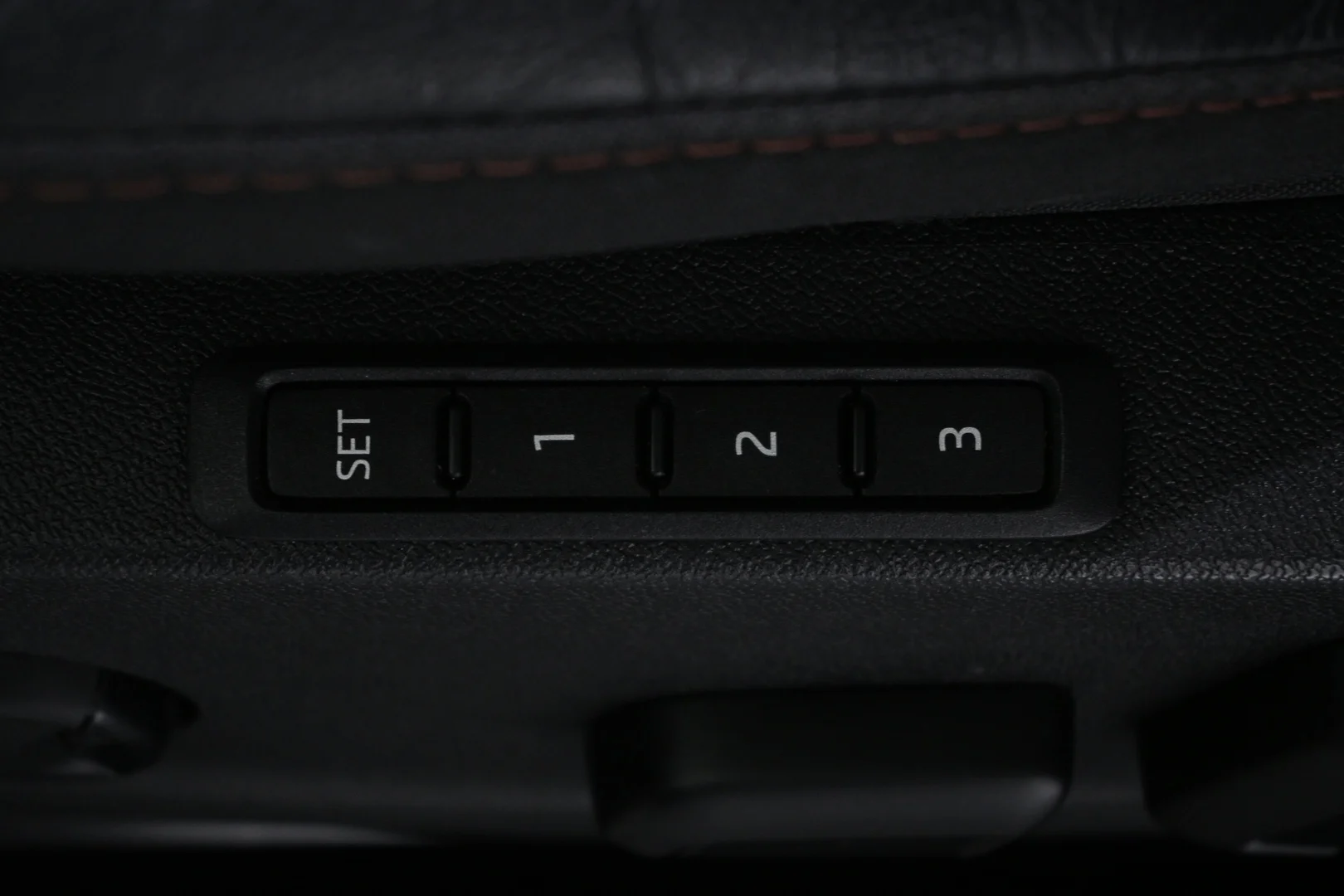 Car Image - 1hXG0VgDVZHVdT9h0hznvX