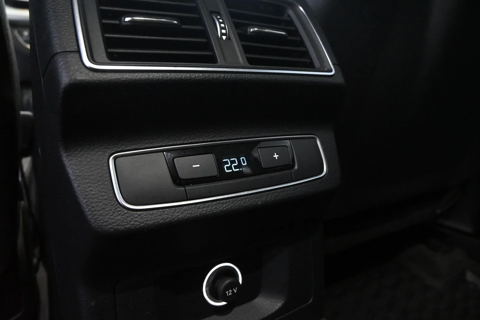 Car Image - 1HhBH5zsm4hK8rn1qUbIp9
