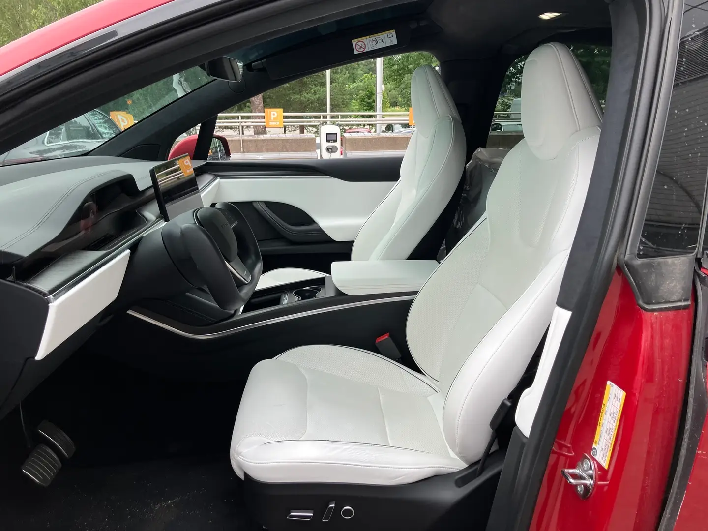 Car Image - 4bsHSpMaCRHtEpWb7NChAO