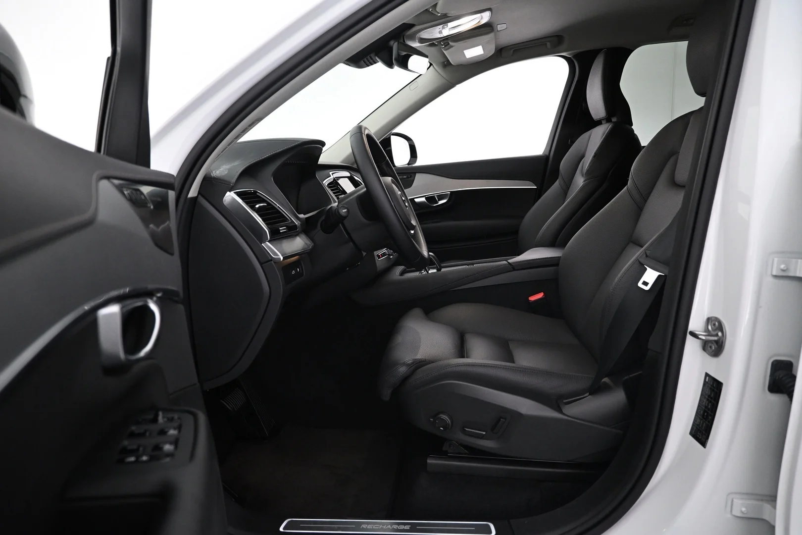 Car Image - 6o8AC9tRXoV5hGoi2MLqc9